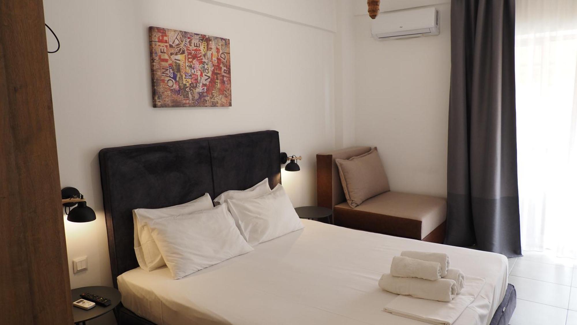 Amalthea Aparthotel Moles Kalyves Exteriör bild